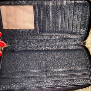 Michael Kors wallet/wristlet